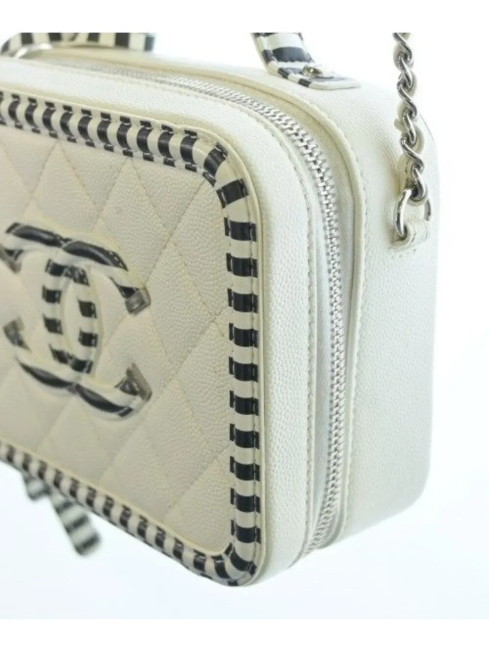 Chanel Shoulder Bag White